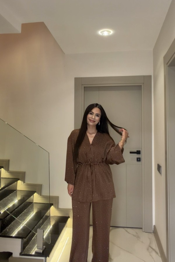 BİHTER TAŞLI TAKIM KAHVERENGİ  Kahverengi