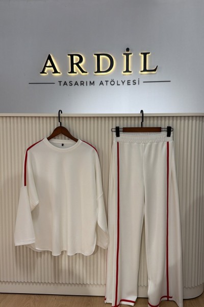 ARDİL OYSHO TAKIM BEYAZ (10 EKİM KARGO ÇIKIŞI) Beyaz