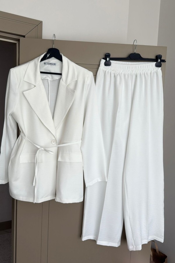 ASTARLI KETEN BLAZER TAKIM BEYAZ Beyaz