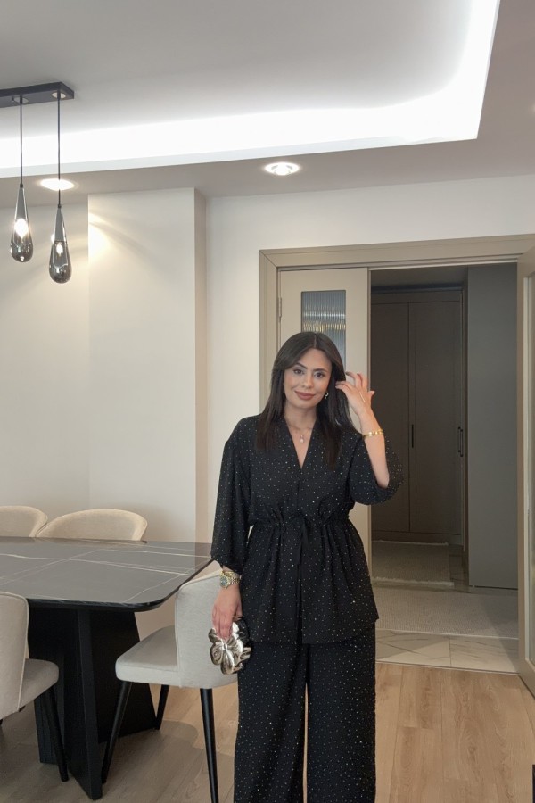 TAŞLI DUBAİ TAKIM SİYAH  Siyah