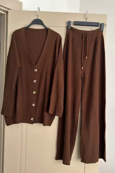 Hırkalı Triko Takım Kahve  (5 ARALIK ÇIKIŞ TARİHİ)