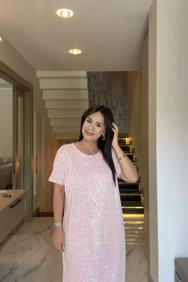 PAYETLİ ELBİSE PEMBE (28 AĞUSTOS KARGO ÇIKIŞIDIR)